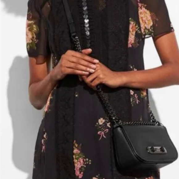 ✨NWT✨😍Coach Genuine Leather Bag w/chain strap - Picture 4 of 12